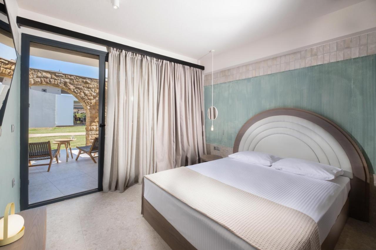 Callisti Suites Sarti Zewnętrze zdjęcie
