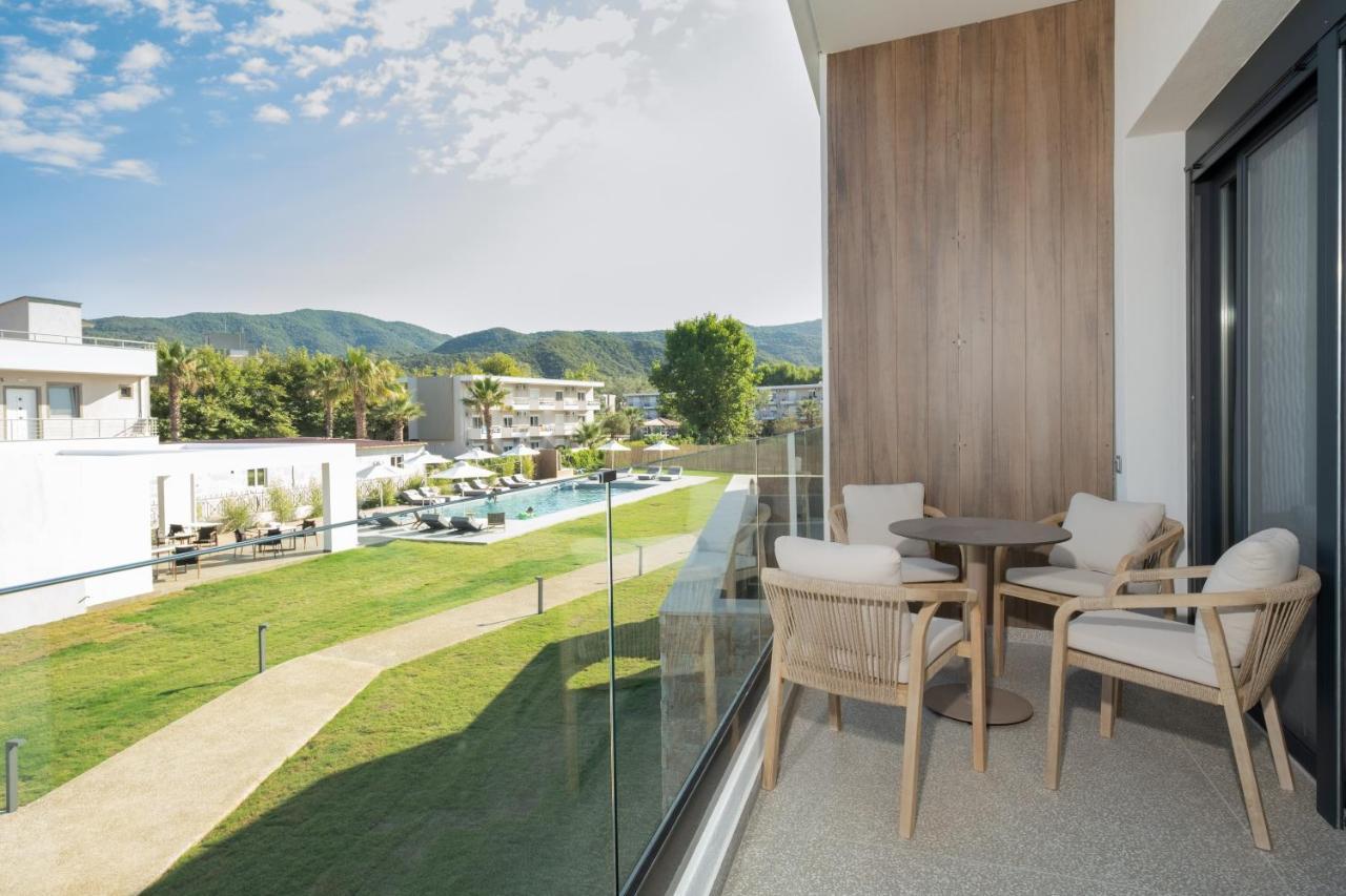 Callisti Suites Sarti Zewnętrze zdjęcie